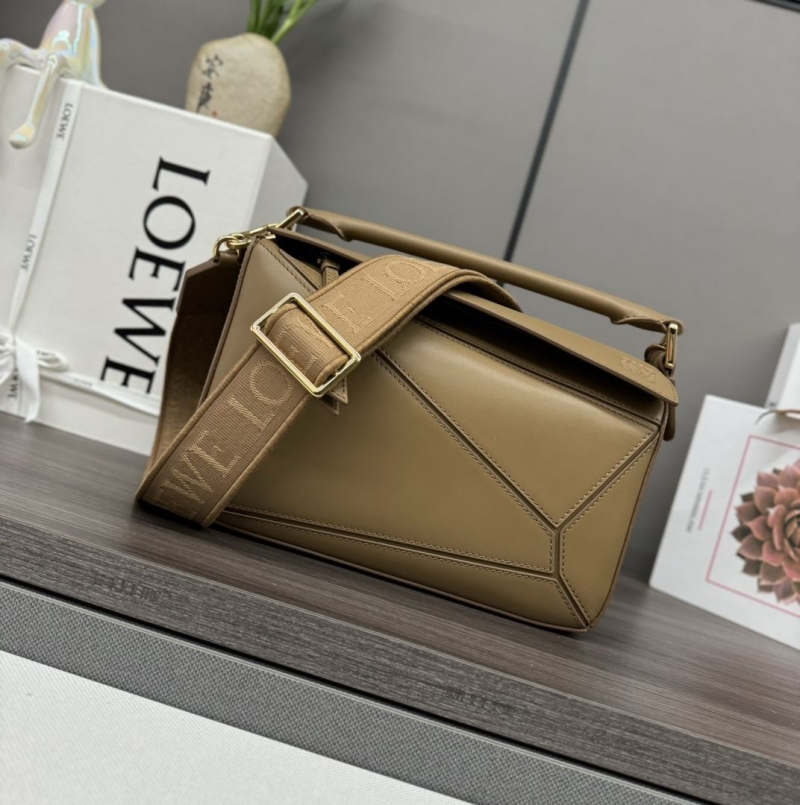 l*ew* handle bags